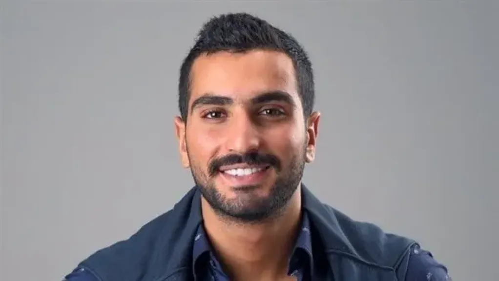 محمد الشرنوبي: بدأت باستوديو بـ 10 آلاف جنيه.. ووالدي وعمي وأم كلثوم شكّلوا وجداني الموسيقي