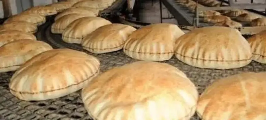 شعبة المخابز تحسم الجدل حول زيادة أسعار الخبز السياحي