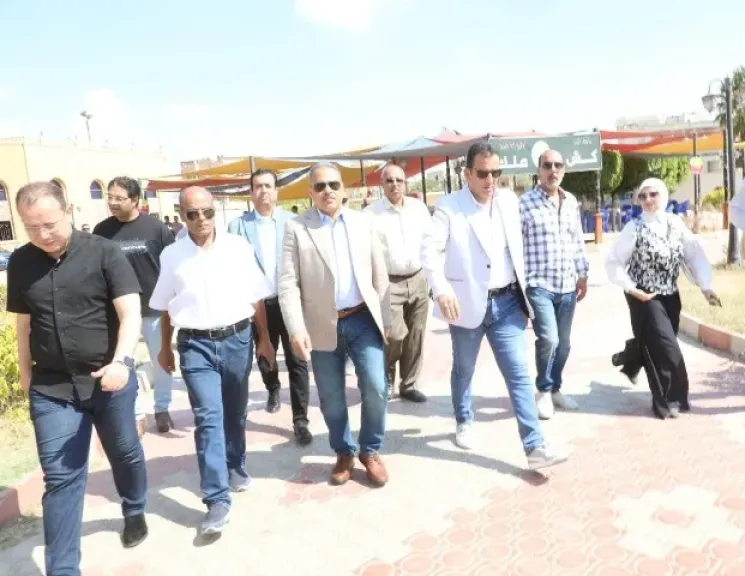محافظ الشرقية يتفقد الاستعدادات النهائية لمهرجان الخيول العربية