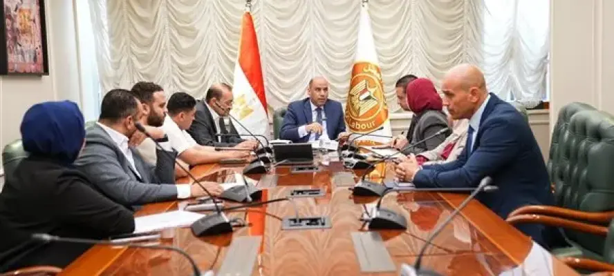 وزير العمل يلتقي عددًا من أعضاء مجلس النواب.. ويؤكد: أهدافنا مشتركة وخدمة المواطن أولوية