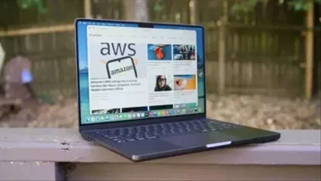 آبل تستعد لطرح MacBook بشاشة تعمل باللمس وiPad Mini جديد