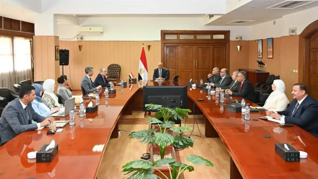 وزير الري يلتقي مدير عام مركز «إيكاردا» لبحث تعزيز التعاون