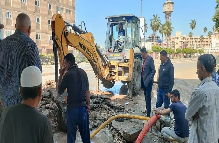 محافظ كفر الشيخ: الانتهاء من إصلاح خط مياه الشرب قطر 4 بوصات بقرية إبراهيم وجيه
