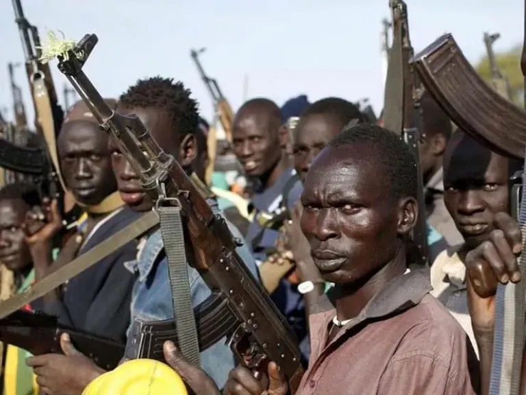 مقتل العشرات في اشتباكات بين جماعات متنافسة في جنوب السودان