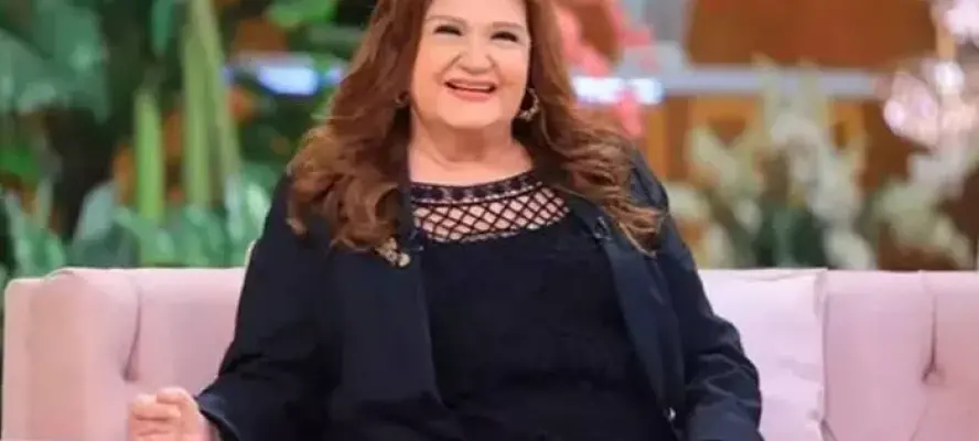 سقوط وكسر في الحوض.. جراحة عاجلة للفنانة ميمي جمال