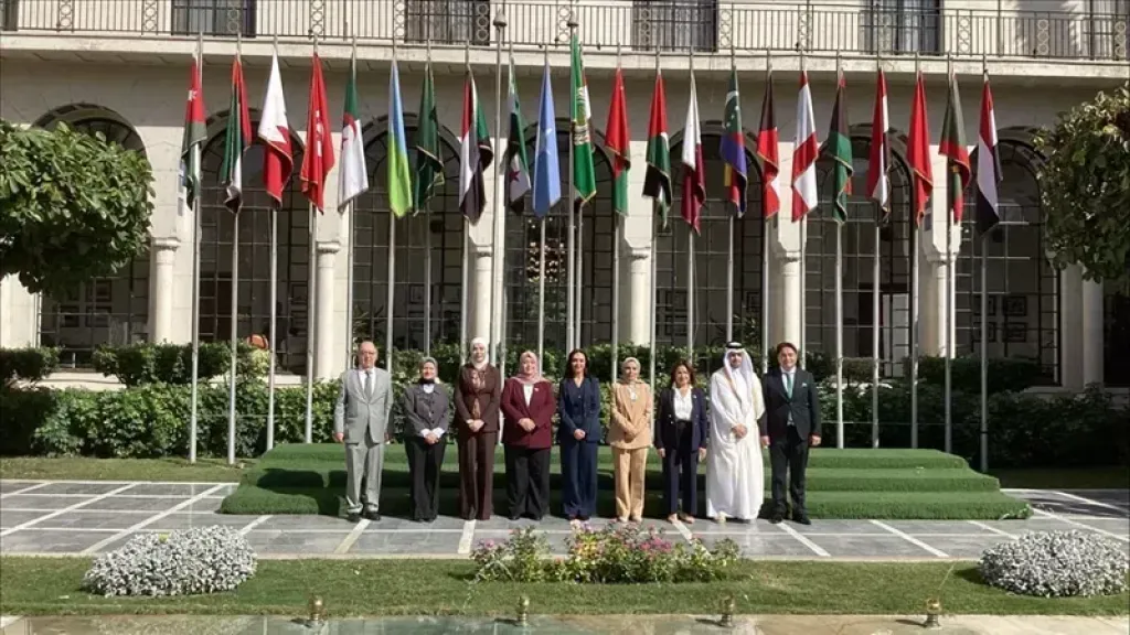 الجامعة العربية تشدد على رفض الاعتداءات الحوثية على مطار الملك فهد وحقل شيبة النفطي