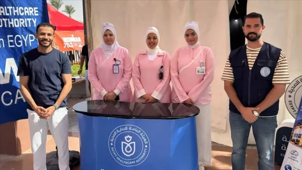 بمستشفى ميداني.. الرعاية الصحية تؤمّن طبيًا بطولة «آيرون مان 70.3» العالمية للترايثلون