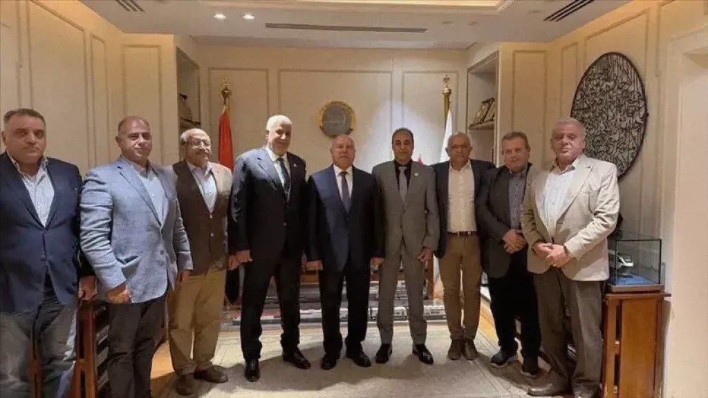 وزير النقل يتابع مع نواب شمال سيناء مشروع إعادة تأهيل وتطوير وإنشاء خط سكة حديد الفردان/شرق بورسعيد/بئر العبد/العريش/طابا
