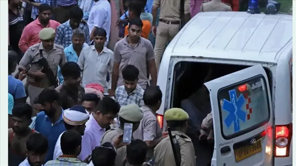 مقتل 17 شخصًا وإصابة آخرين خلال احتفال ديني شرق الهند