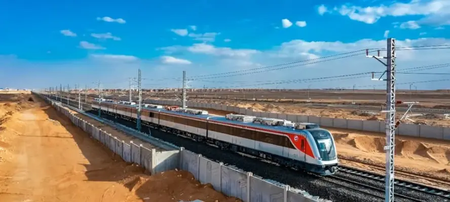 رئيس القومية للأنفاق: تنفيذ المرحلة الرابعة من القطار الكهربائي الخفيف