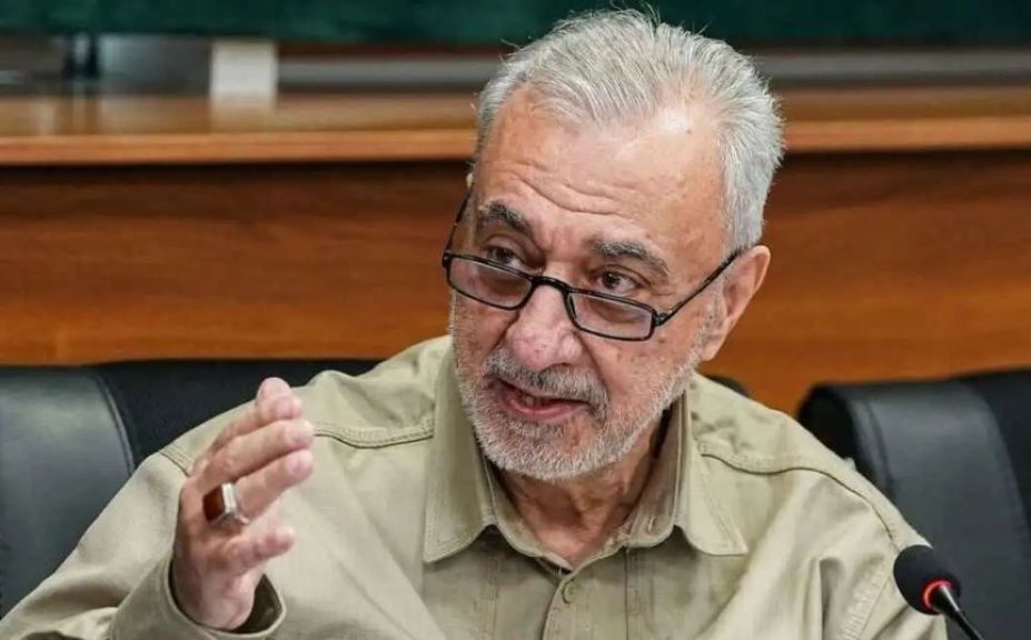 وزير الدفاع الإيراني الجديد: أصابعنا على الزناد ومستعدون لمواجهة الصهاينة