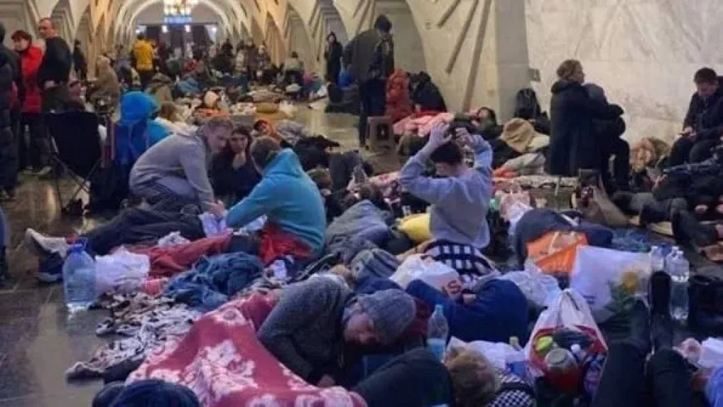 ”الدولية للهجرة”: ما يقرب من 3.6 مليون شخص ما زالوا نازحين داخليًا في أوكرانيا