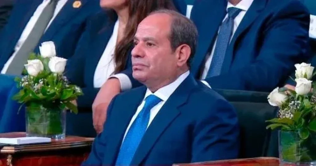 الرئيس السيسي يصل إلى مقر منتدى مصر 2026 بالعاصمة الجديدة