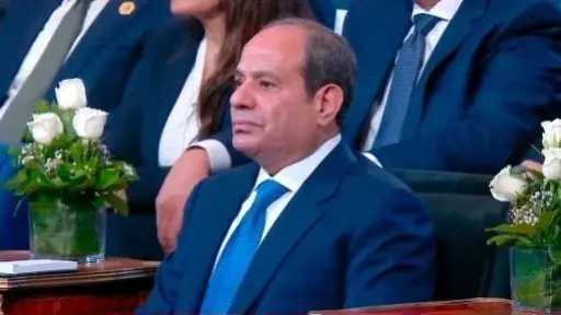 الرئيس السيسي يصل إلى مقر منتدى مصر 2026 بالعاصمة الجديدة