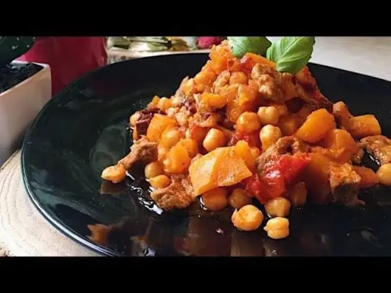 صينية خضروات مشوية مع الحمص