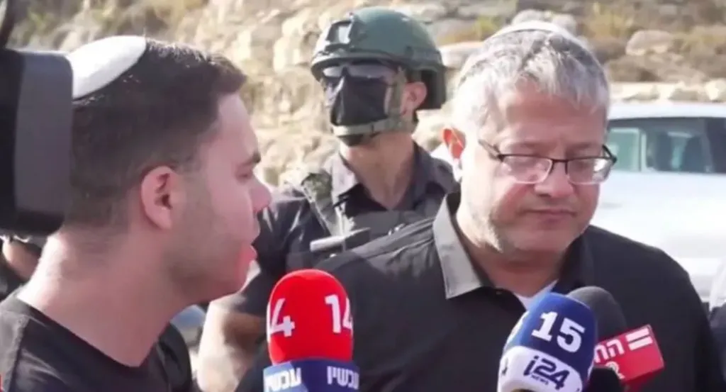بن غفير يحرض على منع حركة الفلسطينيين على الطرق بالضفة وحل السلطة