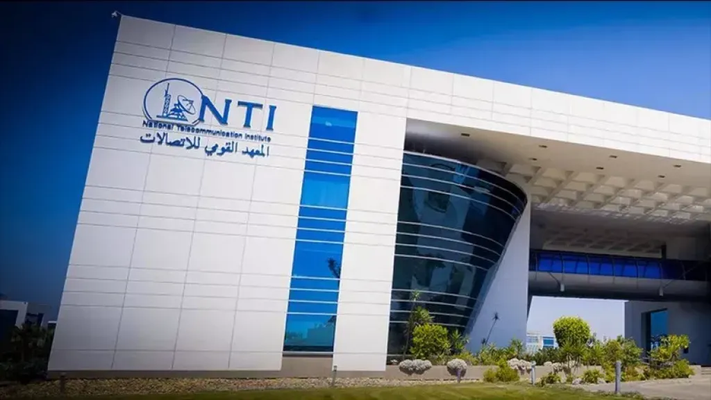 القومي للاتصالات يحسم الجدل: مضاعفة باقة الإنترنت لا تعني زيادة السرعة