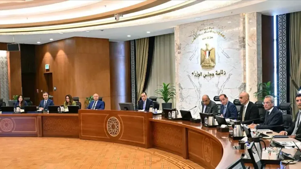 رئيس الوزراء يترأس اجتماع اللجنة العليا لشئون المشاركة