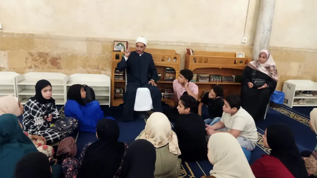 «البحوث الإسلامية» يطور الدعوة بلغة الإشارة لإيصال المعرفة الدينية للصم وضعاف السمع