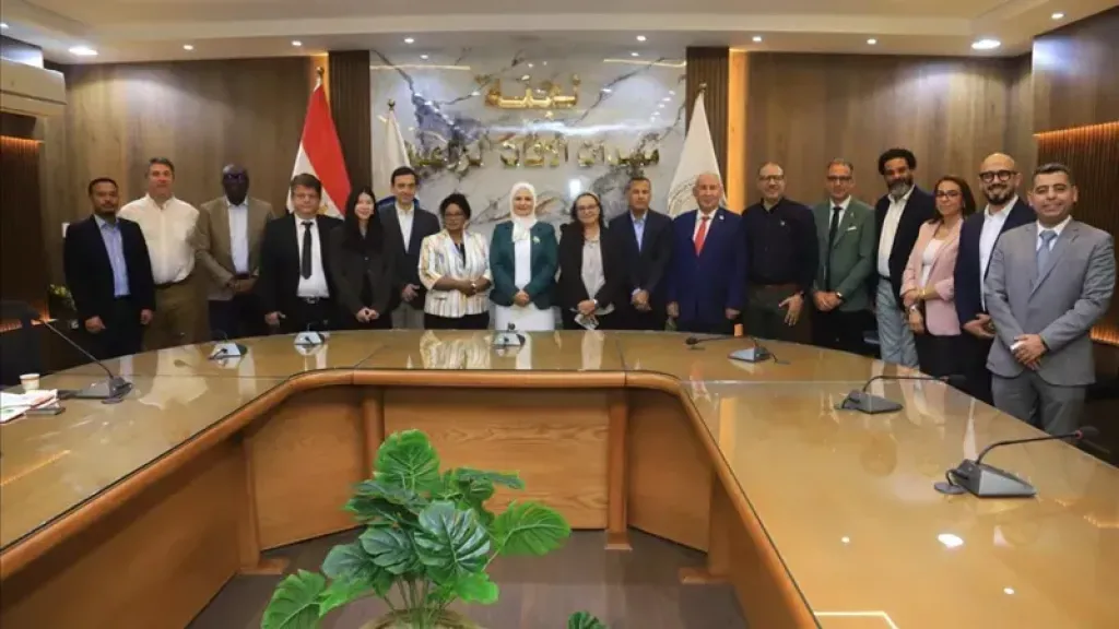 لجنة المبيدات تبحث مع «كروب لايف» تطوير القطاع وتعزيز الاستدامة