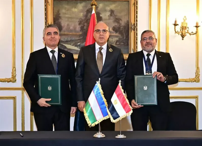 وزير الري يلتقي نظيره الأوزبكي لبحث تعزيز التعاون المشترك في مجالات الإدارة الحديثة