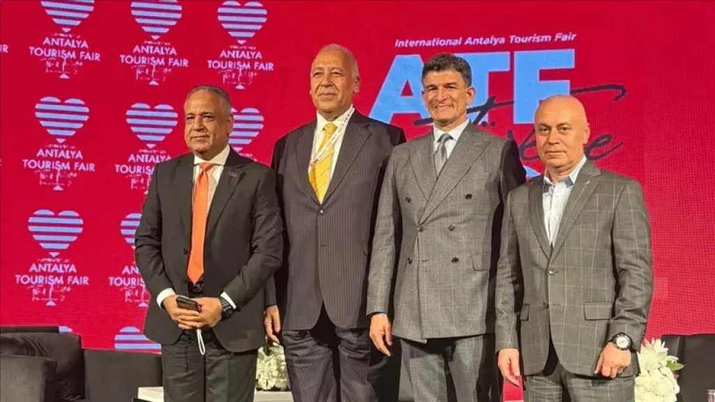 إيركايرو تستعرض خططها للتوسع في أفريقيا وتعزيز السياحة العلاجية وتطوير شبكة الربط الجوي