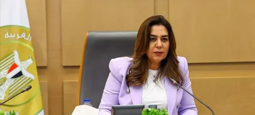 منال عوض تعقد اجتماعا تنسيقيا لمتابعة آخر مستجدات مشاركة مصر في قمة المناخ بتركيا