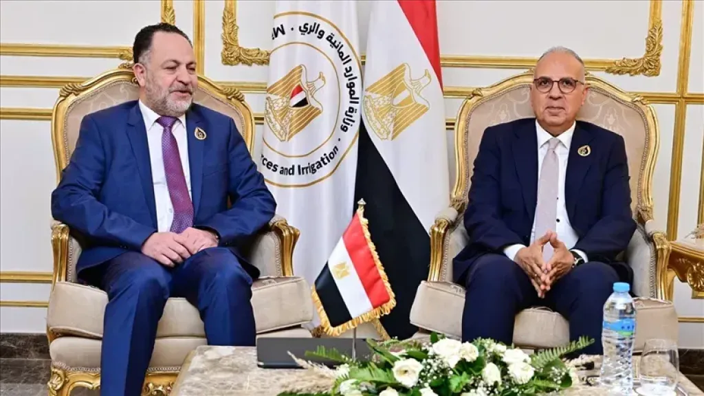 وزير الري يبحث مع رئيس سلطة المياه الفلسطينية التعاون في تصميمات سدود حصاد مياه الأمطار