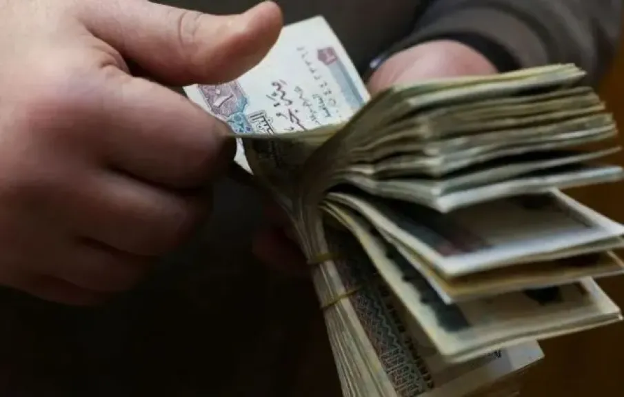 خبراء: رفع الفائدة تحرك استباقي لاحتواء الضغوط التضخمية ودعم جاذبية الاستثمار في الجنيه