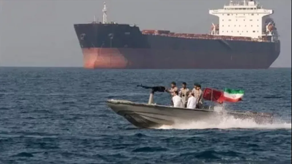 رئيس الاستطلاع الأسبق: تأمين البحر الأحمر مسؤولية الدول المتشاطئة.. ورفض عسكرة الممر المائي ضرورة
